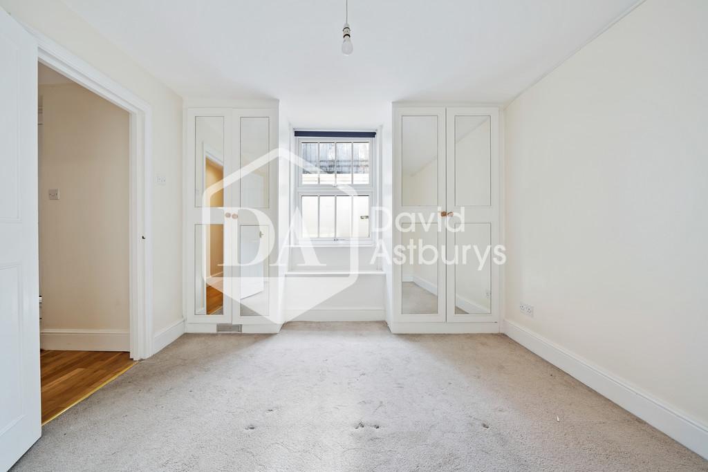 41 A Woodland Gardens N10 3 UE-8