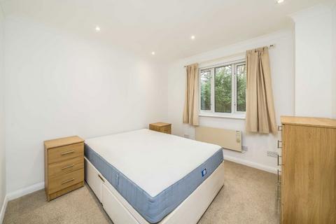 1 bedroom maisonette to rent, Dorset Mews, London N3