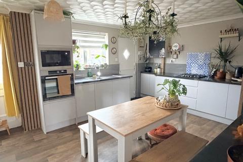 3 bedroom terraced house for sale, Beech Crescent, Hythe, Southampton, SO45 3QG