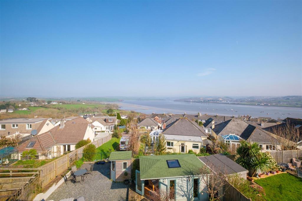 Parry 11 Hillside road Saltash-9.jpg