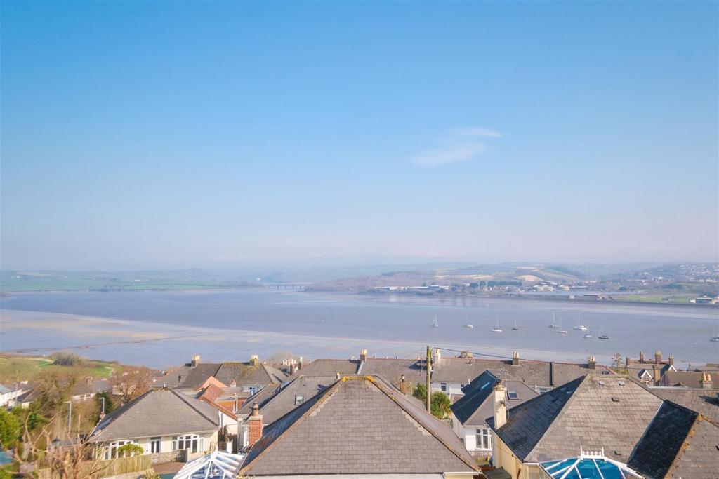 Parry 11 Hillside road Saltash-10.jpg
