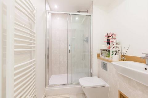 2 bedroom flat to rent, Marner Point, 1 Jefferson Plaza, London, Greater London, E3