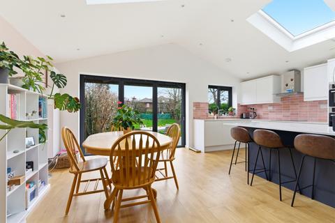 3 bedroom semi-detached house for sale, Evans Grove, Hertfordshire AL4
