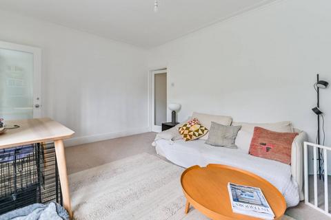undefined, Queen Margarets Grove, Mildmay, London, N1