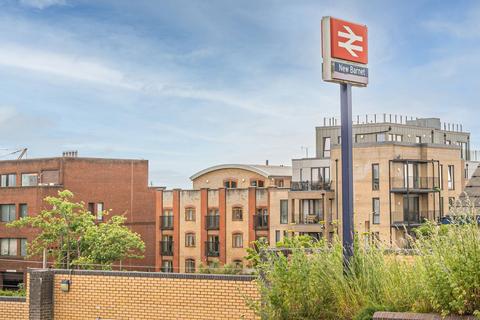 2 bedroom flat for sale, Newbury House, New Barnet, Barnet, EN4