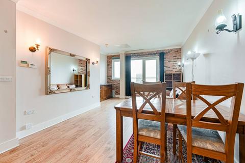 2 bedroom flat to rent, BUILDING 22, Woolwich Riverside, London, SE18