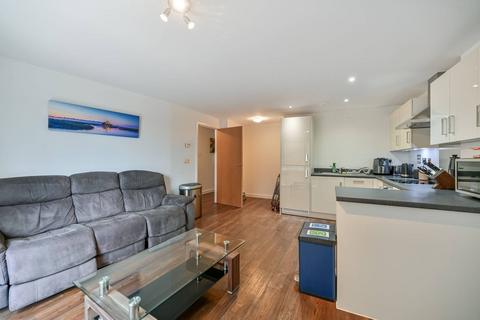 2 bedroom flat for sale, Victoria Road, Surbiton, KT6