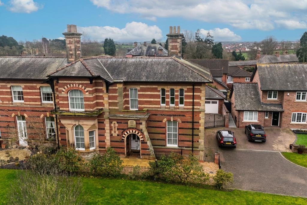 Holly House