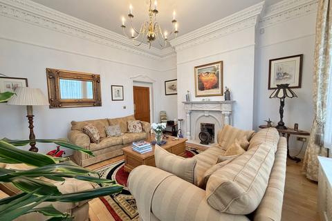 4 bedroom semi-detached house for sale, Holly Lane, Carlisle CA1