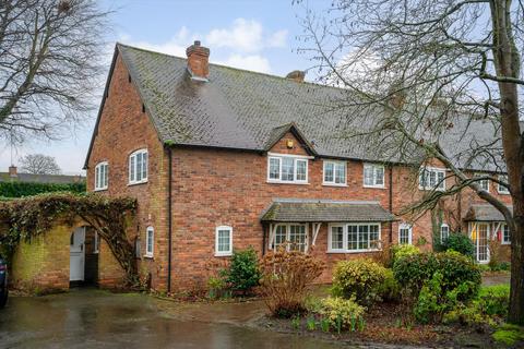 undefined, Bridge End, Warwick, Warwickshire CV34