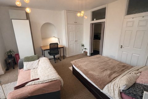 undefined, Sommerville Road, BS7