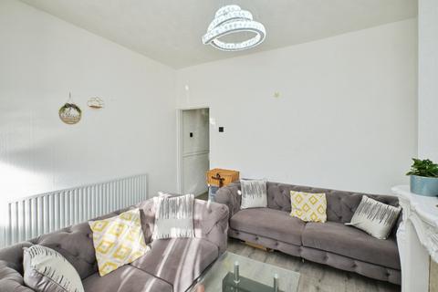 3 bedroom terraced house for sale, Deakins Road, Birmingham, B25