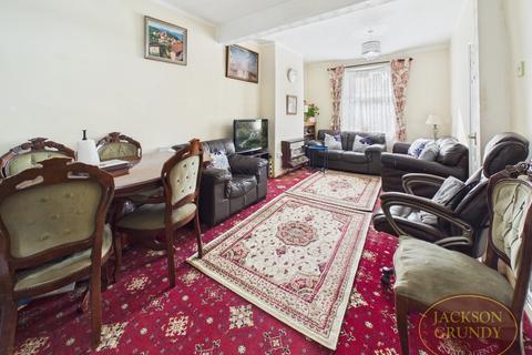 3 bedroom terraced house for sale, Grove Road, The Mounts, NN1 3LJ