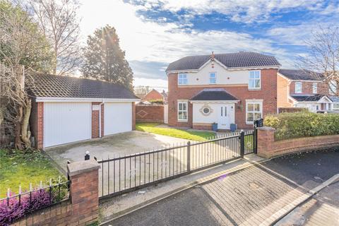 3 bedroom detached house for sale, Larchway, Rochdale OL16