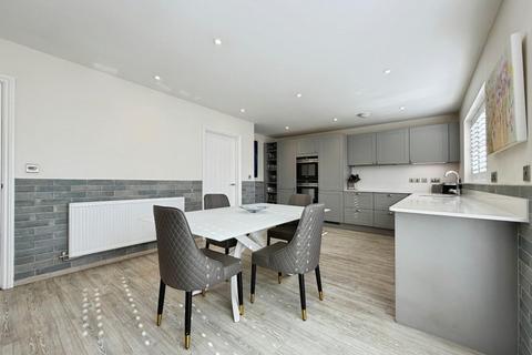 5 bedroom detached house for sale, BIDDENDEN