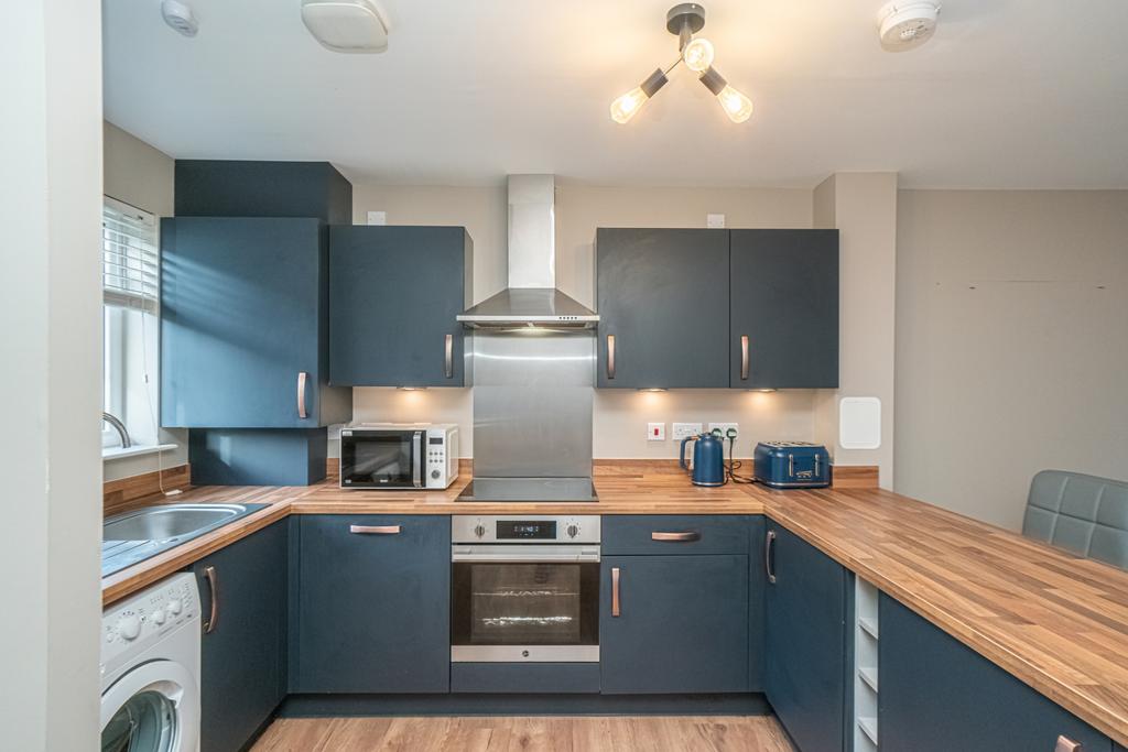 Kitchen Main 