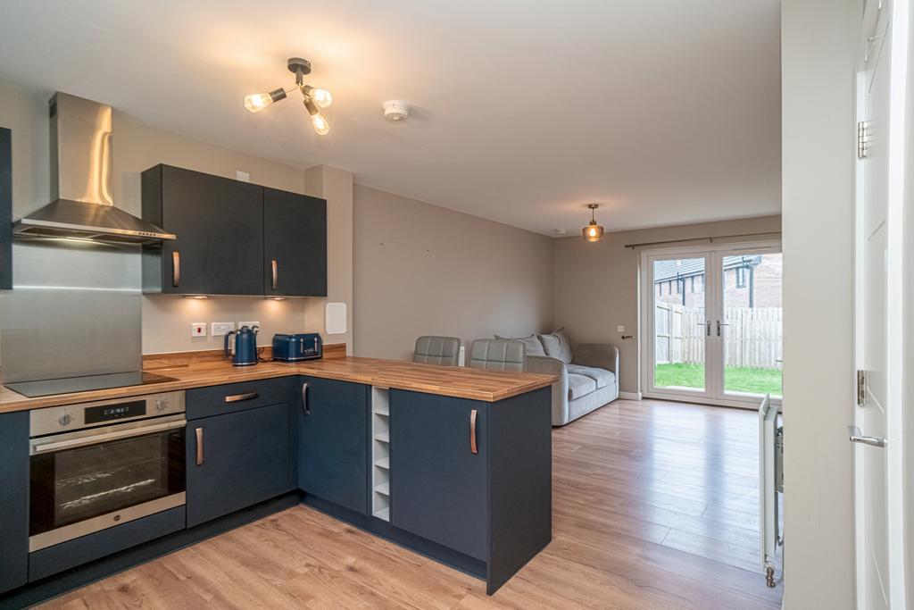 Kitchen On To Lounge
