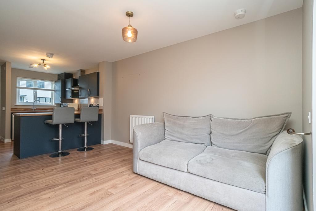 Lounge Kitchen