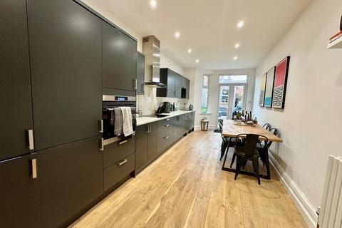 3 bedroom terraced house for sale, Ashburnham Road, Abington, Northampton NN1