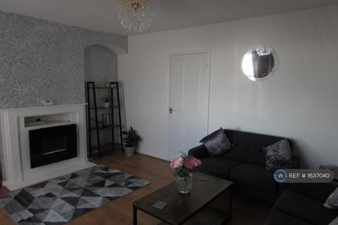 3 bedroom semi-detached house to rent, Gloster Rope Walk, Dover, CT17