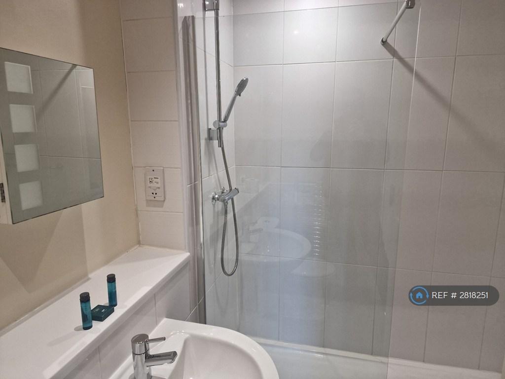 Ensuite Bathroom