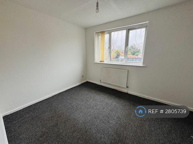 2nd Bedroom