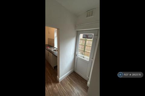 3 bedroom terraced house to rent, Bulkington Road, Bedworth, CV12