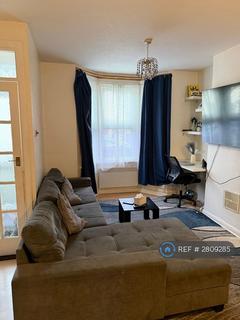 2 bedroom terraced house to rent, Downsell Road, London, E15