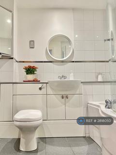 1 bedroom flat to rent, Angel Southside, London, EC1V