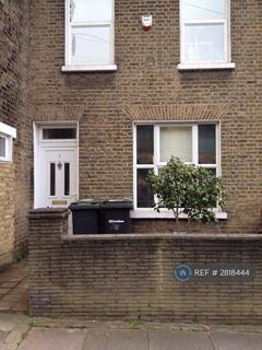 2 bedroom terraced house to rent, Thornford Road, London, SE13