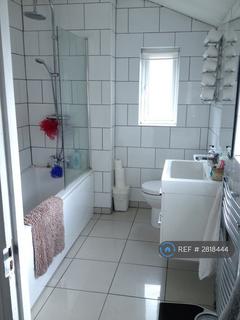 2 bedroom terraced house to rent, Thornford Road, London, SE13
