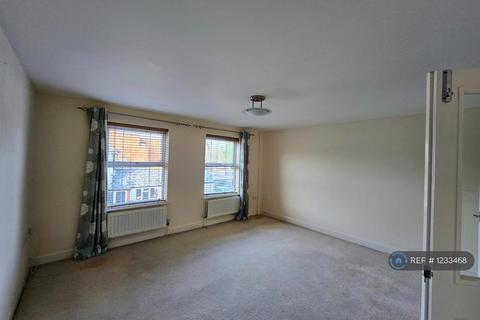 undefined, Peninsula Place, Crowthorne, RG45