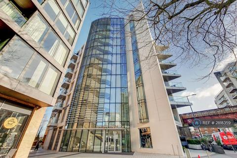 2 bedroom flat to rent, Plaza Gardens, London, SW15