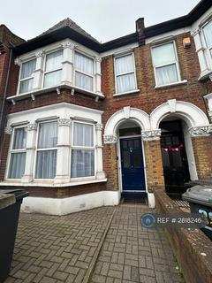 3 bedroom terraced house to rent, Westbury Avenue, London, N22