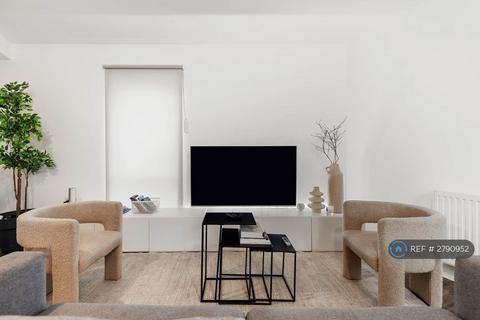 3 bedroom flat to rent, Poppy Apartments, London, E16