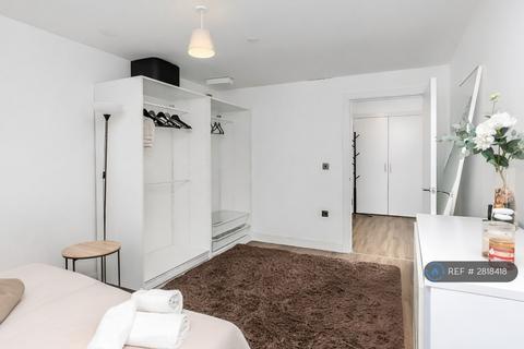 1 bedroom flat to rent, Swanton Court, London, SE13