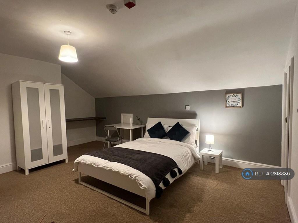 Room 8