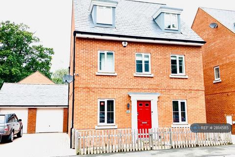 undefined, Tabby Drive, Three Mile Cross, Reading, RG7
