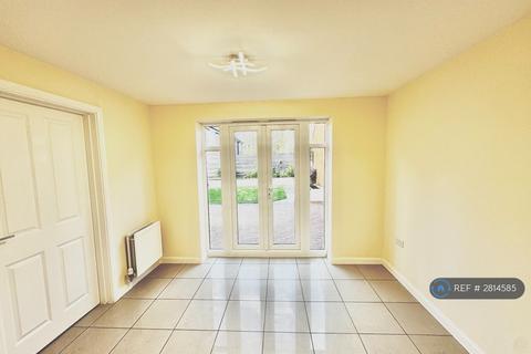 5 bedroom detached house to rent, Tabby Drive, Three Mile Cross, Reading, RG7