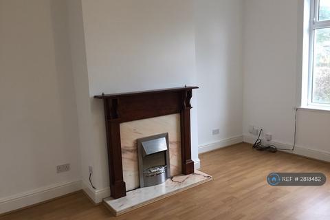 2 bedroom end of terrace house to rent, Zoar Street, Morley, Leeds, LS27