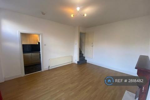 2 bedroom end of terrace house to rent, Zoar Street, Morley, Leeds, LS27