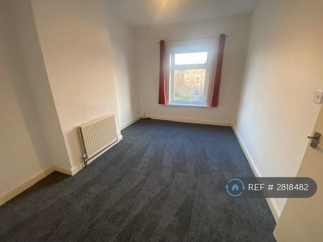 Large Bedroom