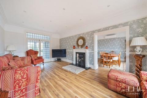 4 bedroom detached house for sale, Ernest Road, Emerson Park