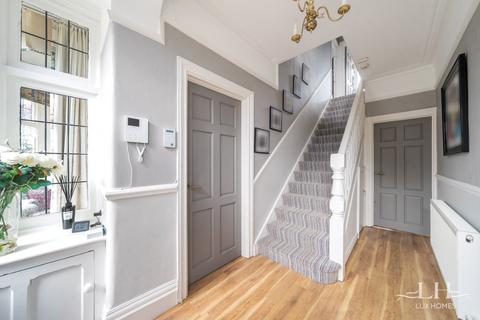 4 bedroom detached house for sale, Ernest Road, Emerson Park