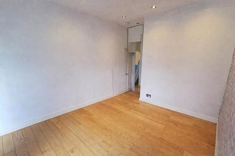 undefined, Marlborough Road, London