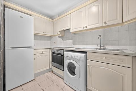 2 bedroom flat for sale, Archery Steps, St Georges Fields, London