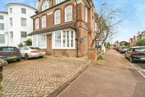 1 bedroom ground floor flat for sale, Boyne Park, Tunbridge Wells, TN4