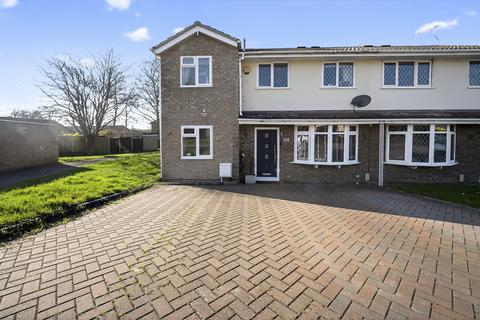 4 bedroom semi-detached house for sale, Harvard Road, Sandhurst, GU47