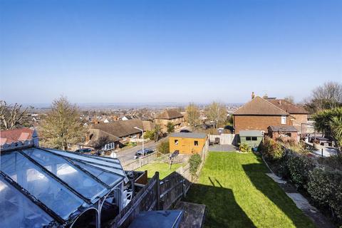 2 bedroom semi-detached house for sale, Baltic Road, Tonbridge