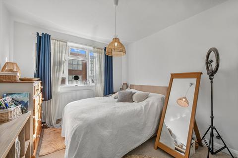 3 bedroom maisonette for sale, Melody Road, Wandsworth, London